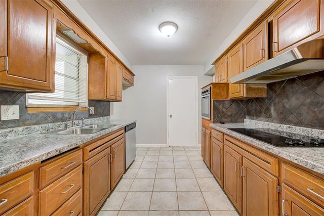 2620 NW 113th Street, Oklahoma City, OK 73120