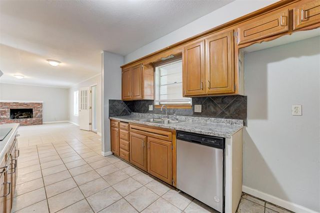 2620 NW 113th Street, Oklahoma City, OK 73120