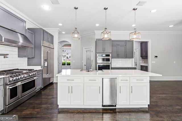 331 Summer Garden Drive, Marietta, GA 30064