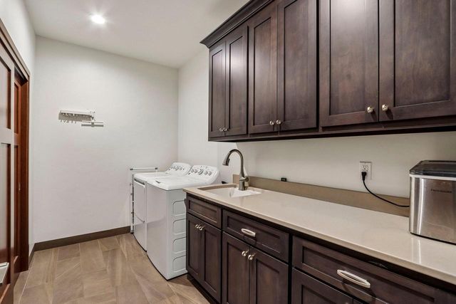 318 Cypress POINT, North Prairie, WI 53153