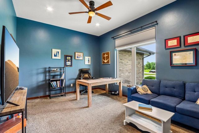 318 Cypress POINT, North Prairie, WI 53153