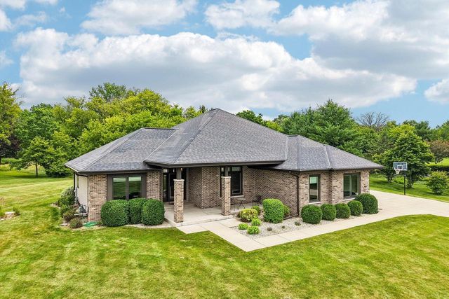 318 Cypress POINT, North Prairie, WI 53153