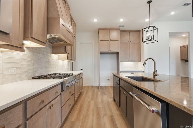 8131 Swift Bear, San Antonio, TX 78266