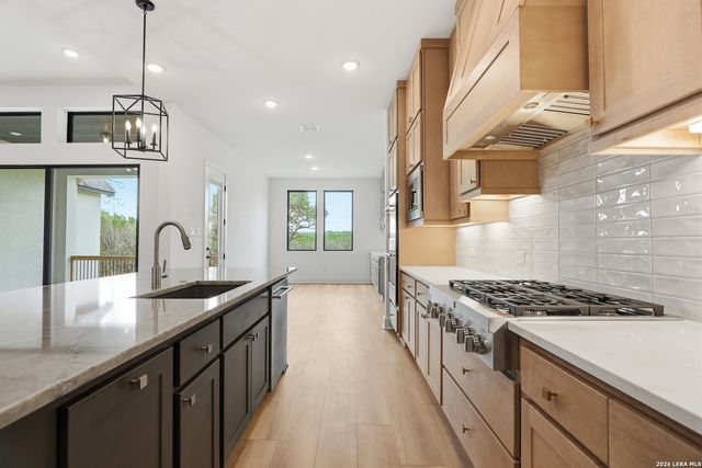 8131 Swift Bear, San Antonio, TX 78266