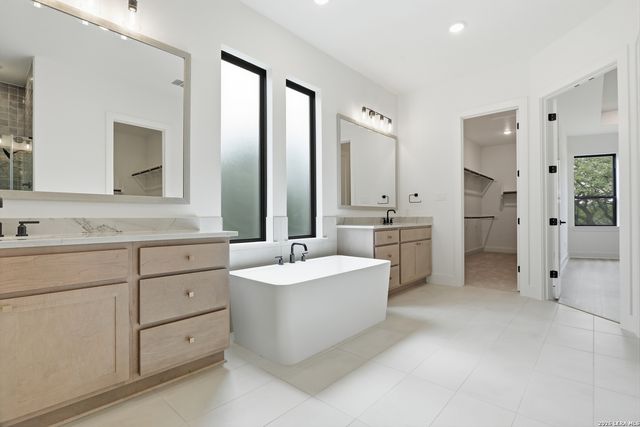 8131 Swift Bear, San Antonio, TX 78266