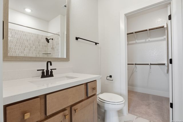 8131 Swift Bear, San Antonio, TX 78266