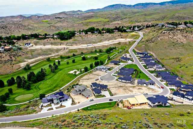 1347 E Chardie Rd, Boise, ID 83702