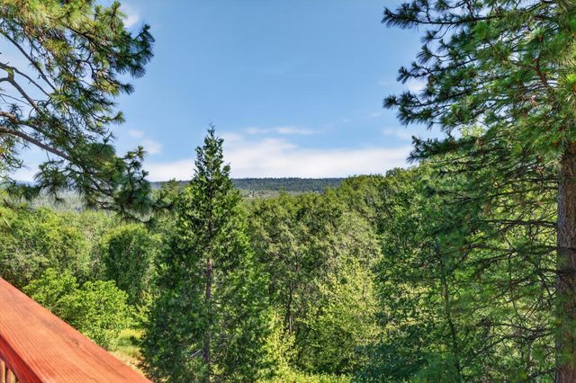 114 Margretta Ct, Grass Valley, CA 95945