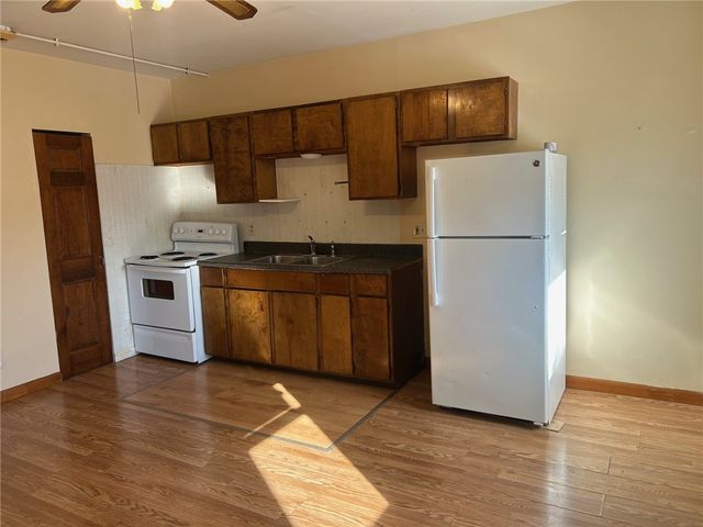 33 Home Street, West Warwick, RI 02893