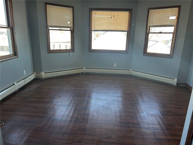 33 Home Street, West Warwick, RI 02893