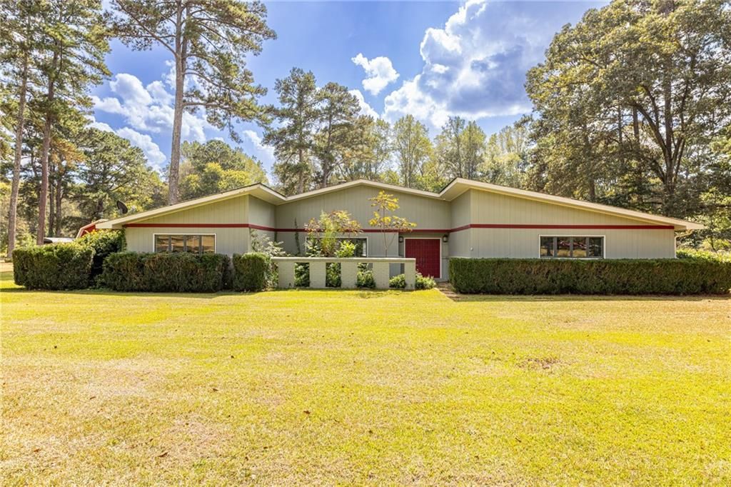 225 Banks Road, Fayetteville, GA 30214