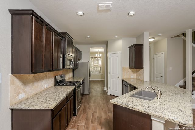 13043 Panhandle, San Antonio, TX 78253