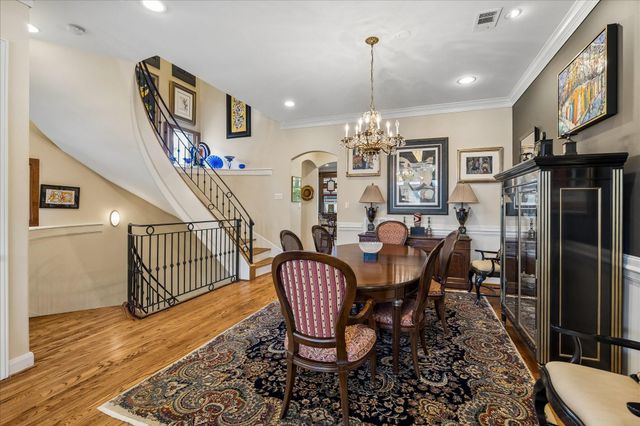715 Birdsall Street, Houston, TX 77007