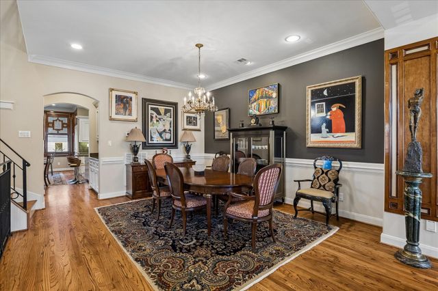 715 Birdsall Street, Houston, TX 77007