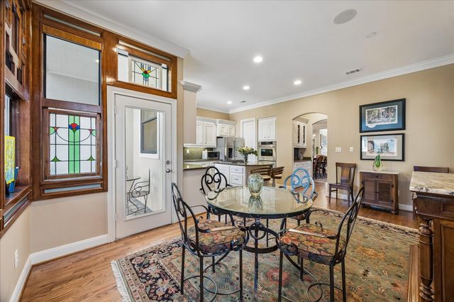 715 Birdsall Street, Houston, TX 77007