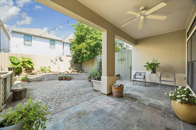 715 Birdsall Street, Houston, TX 77007