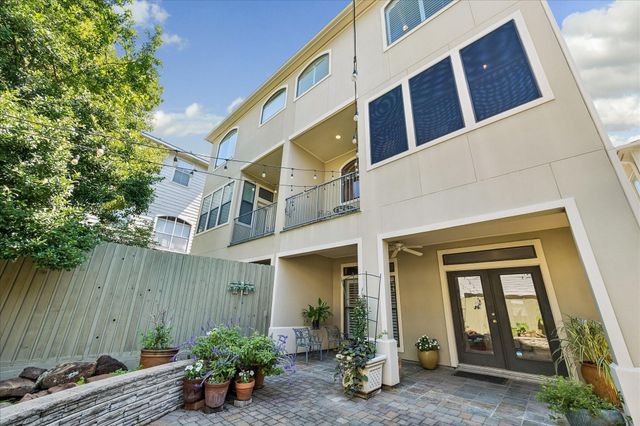 715 Birdsall Street, Houston, TX 77007