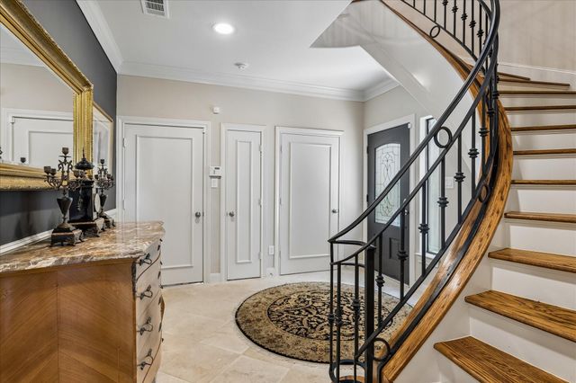 715 Birdsall Street, Houston, TX 77007