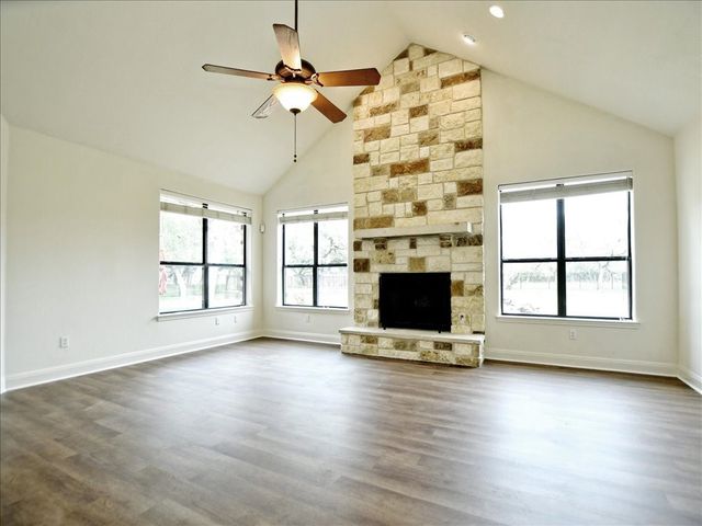 505 Vista View Trail, Spicewood, TX 78669