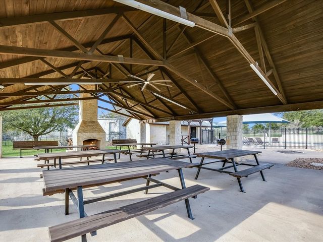 505 Vista View Trail, Spicewood, TX 78669