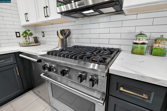 464 Coralie Dr, Walnut Creek, CA 94597