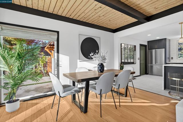 464 Coralie Dr, Walnut Creek, CA 94597