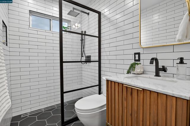 464 Coralie Dr, Walnut Creek, CA 94597