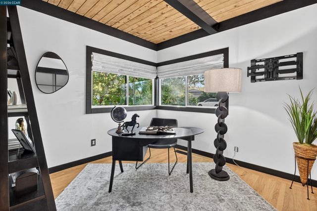 464 Coralie Dr, Walnut Creek, CA 94597