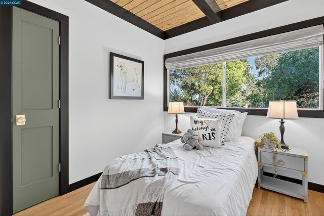 464 Coralie Dr, Walnut Creek, CA 94597