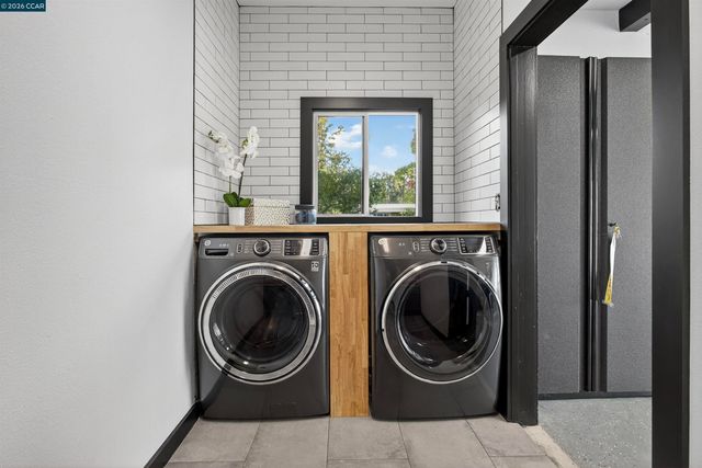 464 Coralie Dr, Walnut Creek, CA 94597