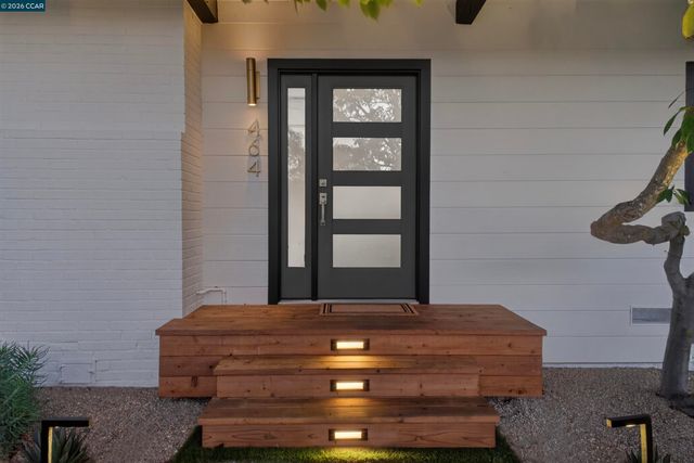 464 Coralie Dr, Walnut Creek, CA 94597