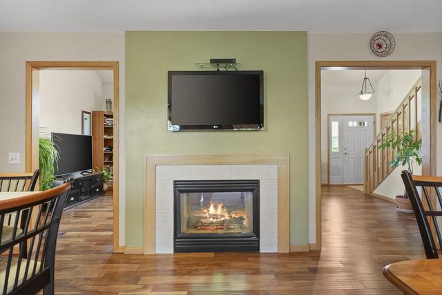 422 Bailey Drive, Madison, WI 53718