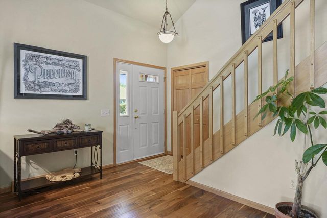 422 Bailey Drive, Madison, WI 53718