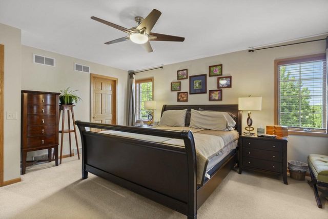 422 Bailey Drive, Madison, WI 53718