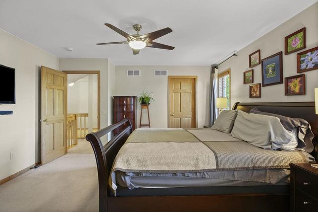 422 Bailey Drive, Madison, WI 53718