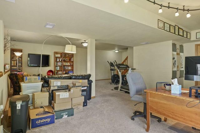 422 Bailey Drive, Madison, WI 53718