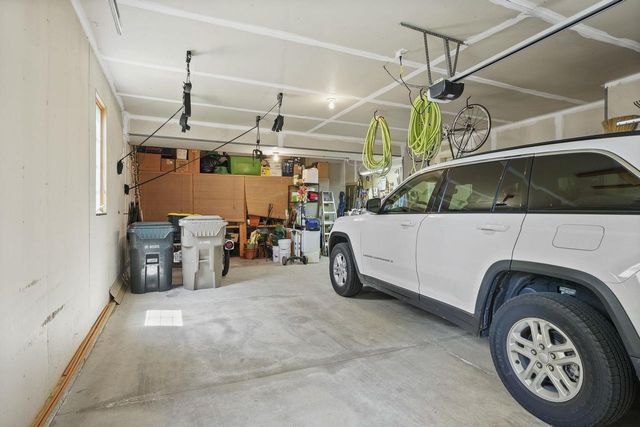 422 Bailey Drive, Madison, WI 53718