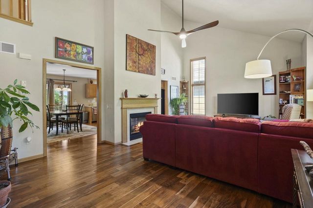 422 Bailey Drive, Madison, WI 53718