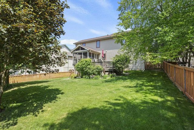 422 Bailey Drive, Madison, WI 53718
