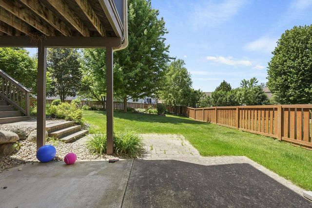 422 Bailey Drive, Madison, WI 53718