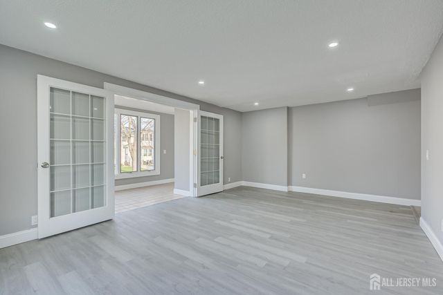 36 2nd Avenue A, Port Reading, NJ 07064