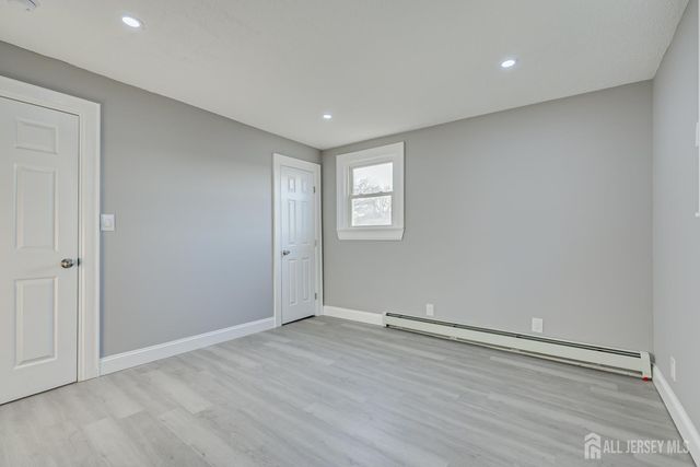 36 2nd Avenue A, Port Reading, NJ 07064