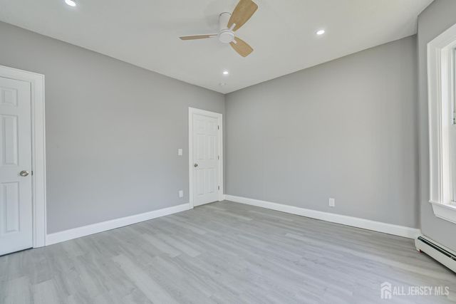 36 2nd Avenue A, Port Reading, NJ 07064