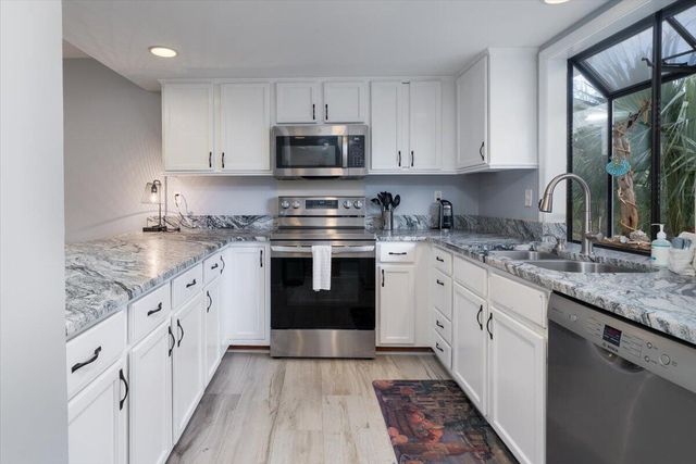 780 Summerwind Circle, Edisto Island, SC 29438