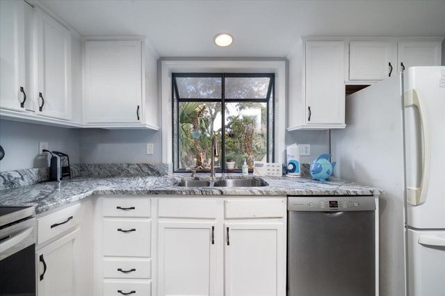 780 Summerwind Circle, Edisto Island, SC 29438