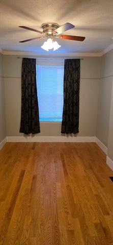 17-19 Bowditch St 1, Peabody, MA 01960
