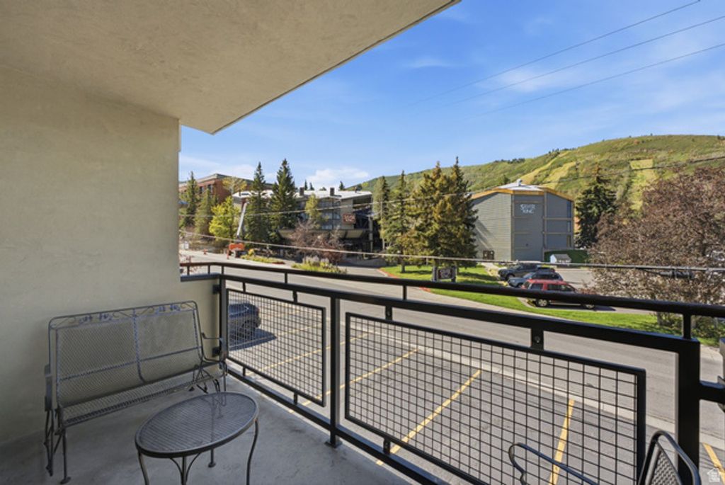 1482 EMPIRE AVE #307, Park City, UT 84060 — photo 5