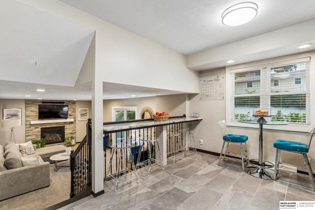 5004 N 103rd Street, Omaha, NE 68134