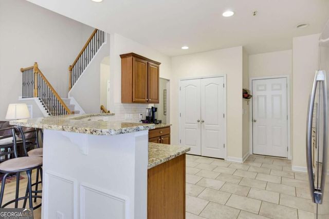 511 Hillside Trail, Woodstock, GA 30188