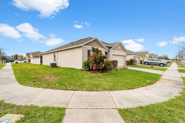 869 GUNNISON DRIVE, Orange City, FL 32763